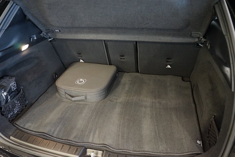 Mercedes EQA350 AMG Premium 4Matic 5d