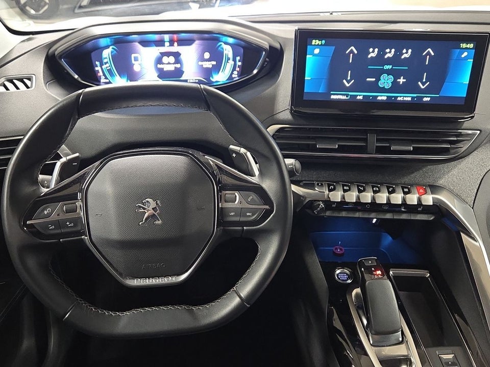 Peugeot 3008 1,6 Hybrid First Selection EAT8 5d