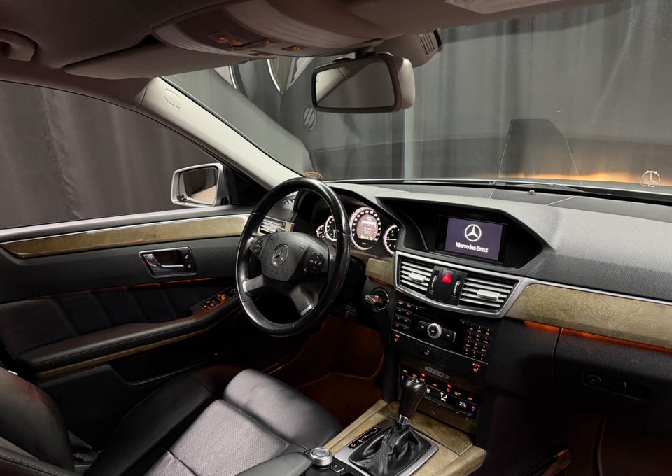 Mercedes E200 2,2 CDi Elegance aut. BE 4d