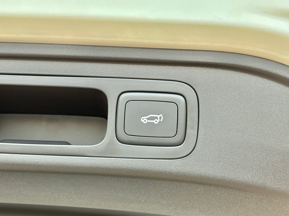 MG MGS5 64 Luxury 5d