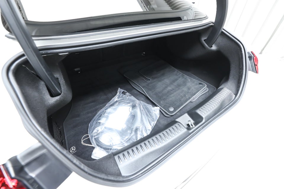 Mercedes CLA250+ EQ Progressive Advance Plus 4d