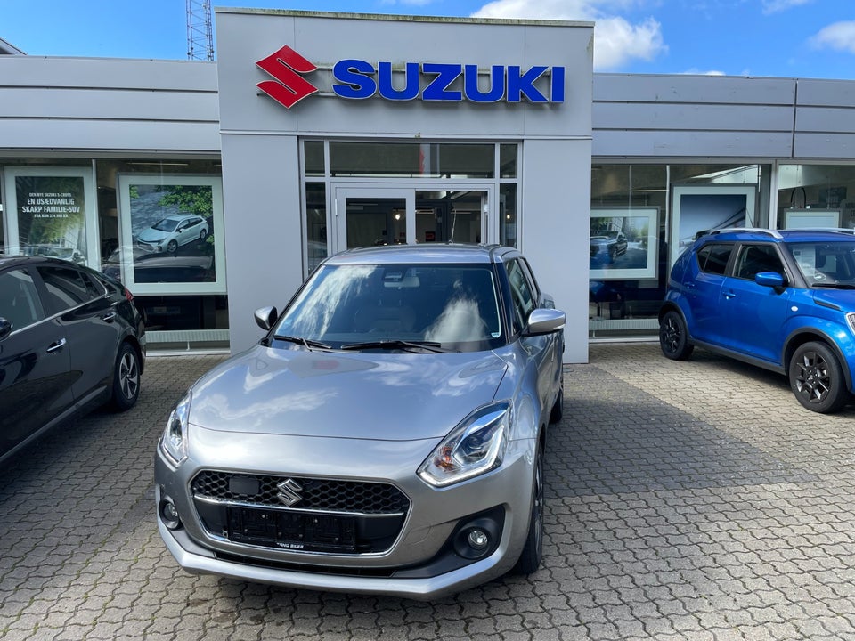 Suzuki Swift 1,2 Dualjet Exclusive CVT 5d