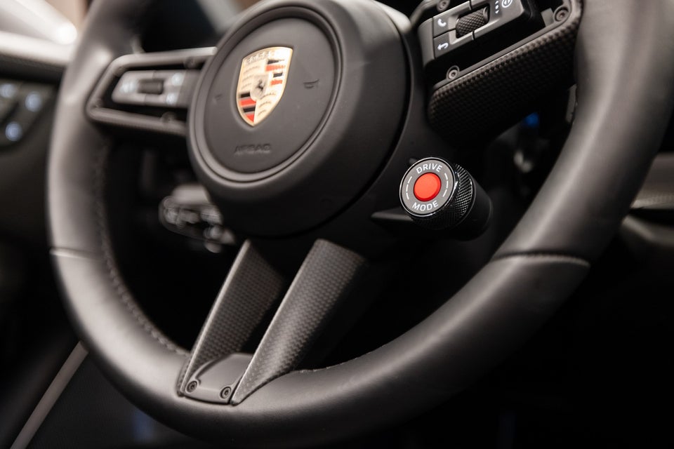 Porsche 911 Carrera GTS 3,6 Cabriolet PDK 2d