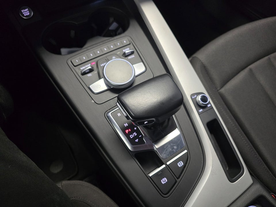 Audi A4 40 TDi Advanced Prestige Tour Avant S-tr. 5d