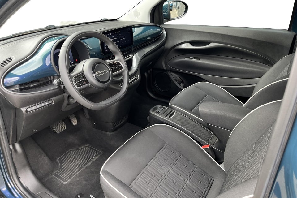 Fiat 500e 42 Icon 3d