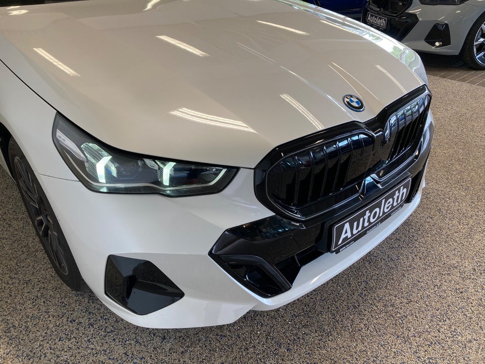 BMW i5 eDrive40 Fully Charged M-Sport 4d