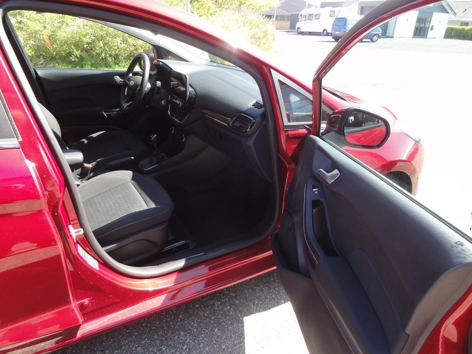 Ford Fiesta 1,0 EcoBoost mHEV Titanium 5d