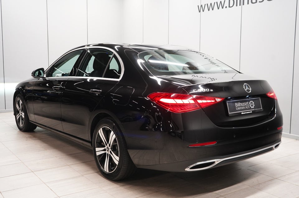 Mercedes C300 e 2,0 Advantage aut. 4d