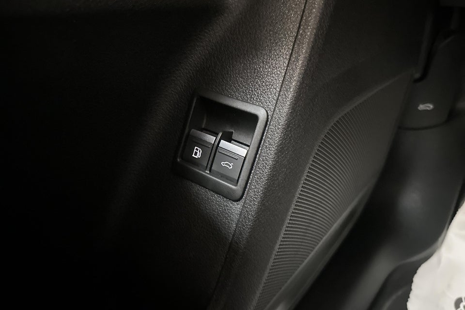 Audi Q3 45 TFSi e Attitude plus S-tr. 5d