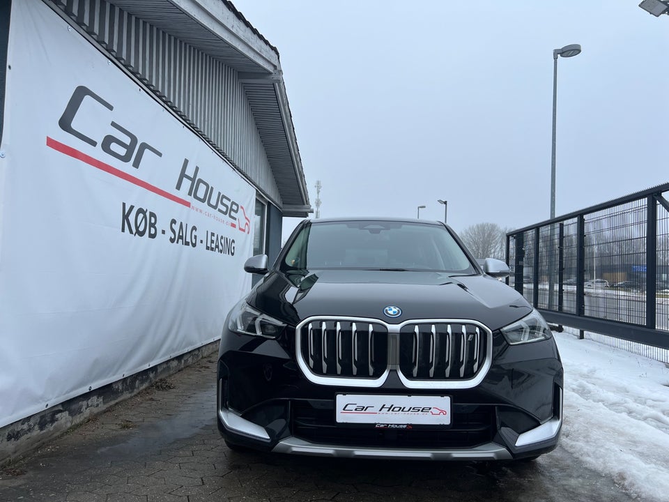 BMW iX1 xDrive30 M-Sport 5d