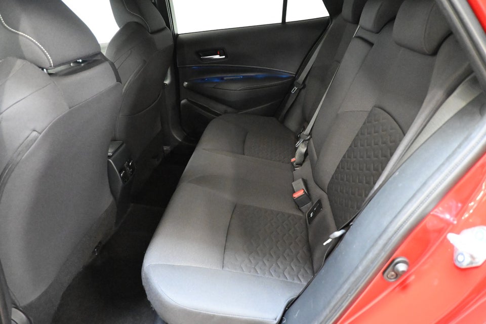 Toyota Corolla 1,8 Hybrid H3 Premium Touring Sports MDS 5d