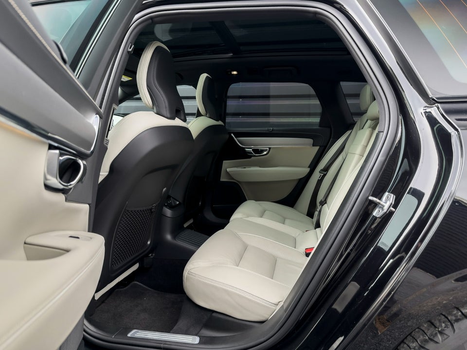 Volvo V90 2,0 T8 ReCharge R-Design aut. AWD 5d