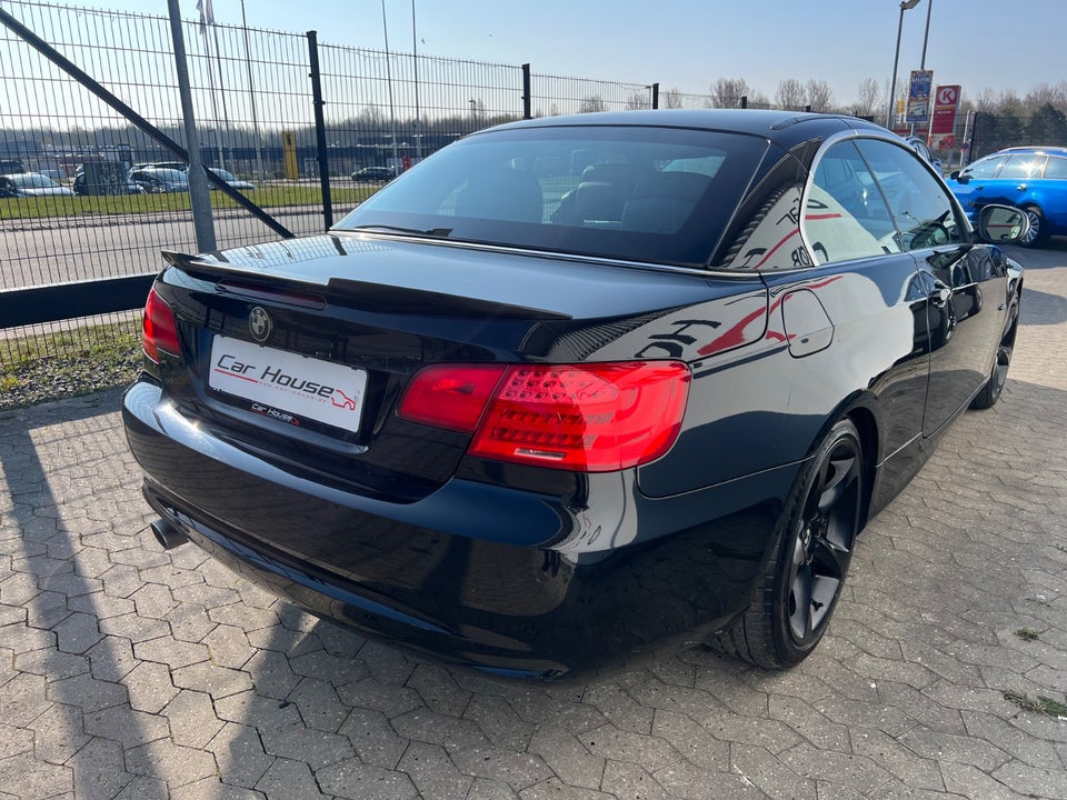 BMW 320d 2,0 Cabriolet aut. 2d
