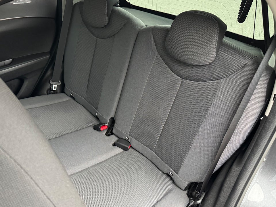 Toyota Aygo 1,0 VVT-i x-press 5d