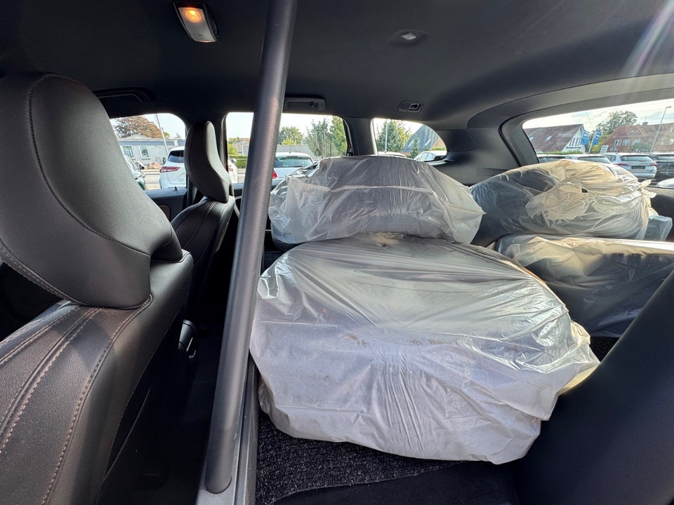 Volvo XC60 2,4 D5 220 Momentum aut. AWD Van 5d