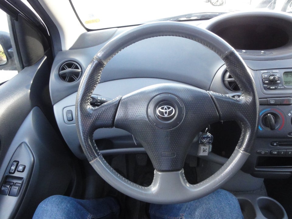 Toyota Yaris 1,3 Luna Komfort 3d