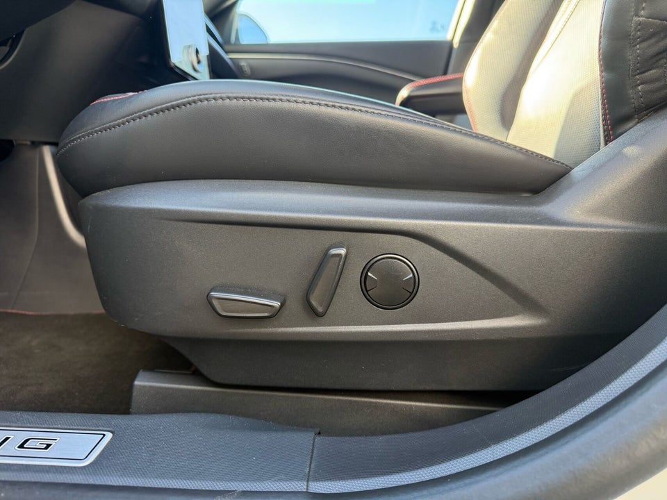 Ford Mustang Mach-E 91 Premium Extended Range AWD 5d