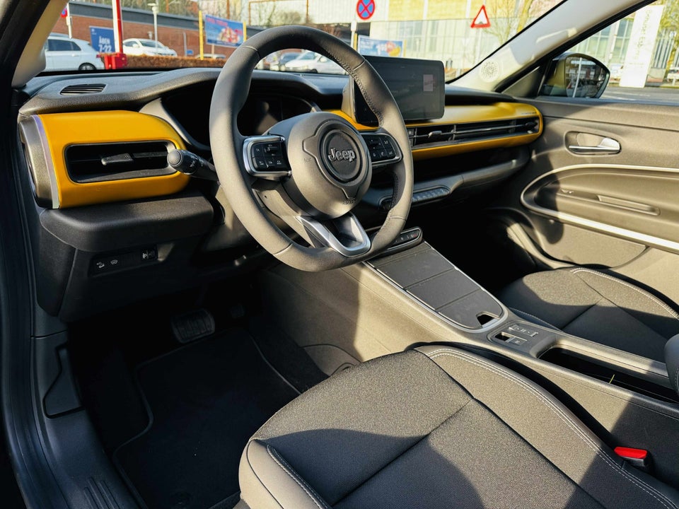 Jeep Avenger 54 Summit 5d