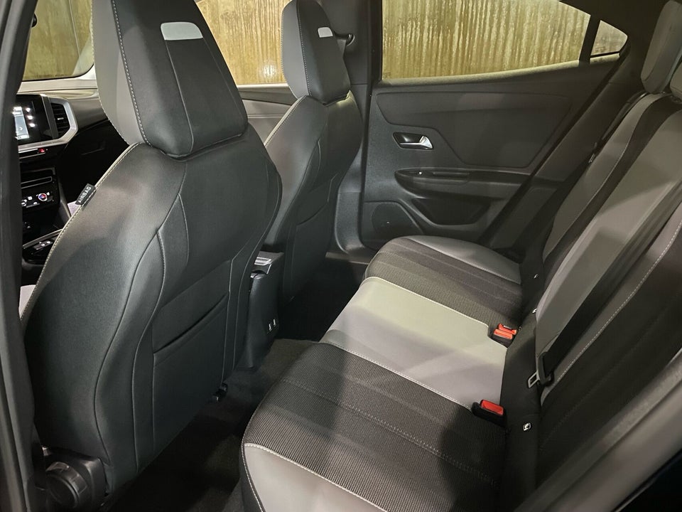 Opel Mokka-e 50 Elegance 5d