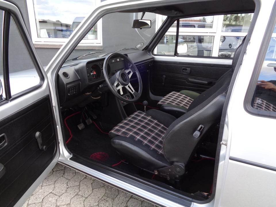 VW Golf I 1,6 GTi 3d