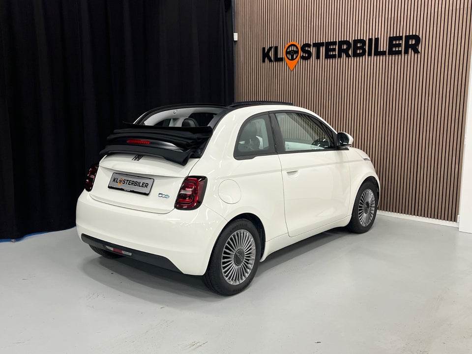 Fiat 500e 42 Icon Cabrio 2d