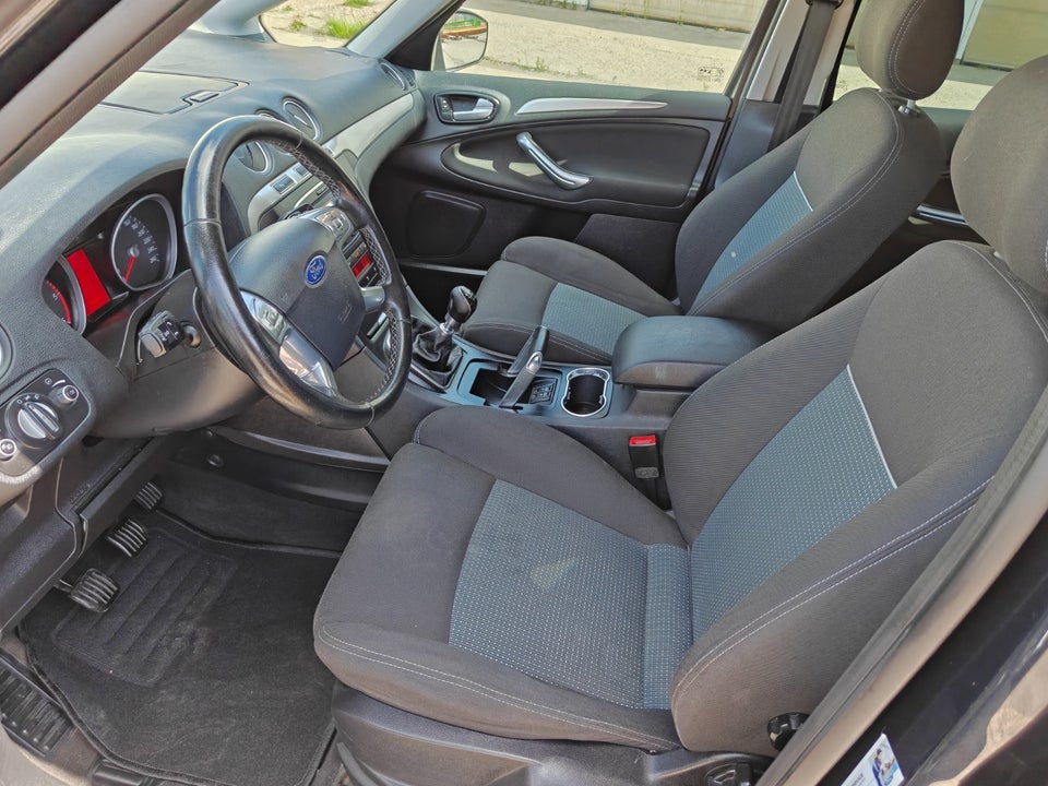 Ford S-MAX 2,0 TDCi 140 Collection 7prs 5d