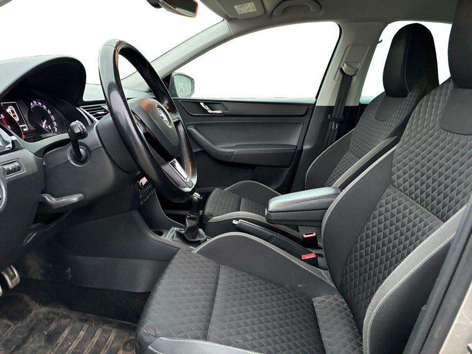 Skoda Rapid 1,2 TSi 110 Active 5d