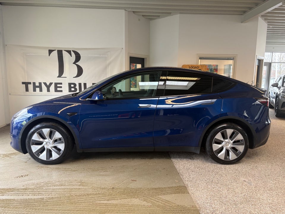 Tesla Model Y Long Range AWD 5d