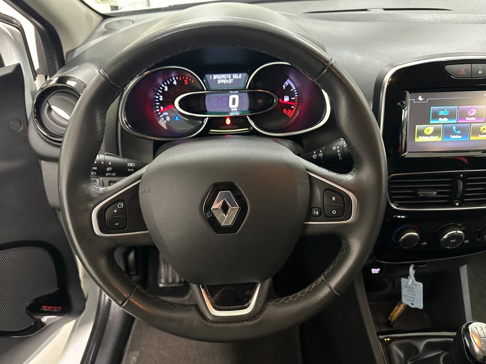 Renault Clio IV 1,5 dCi 90 Dynamique Sport Tourer 5d