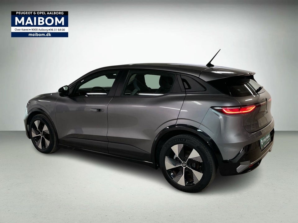 Renault Megane E-Tech 40 Equilibre 5d