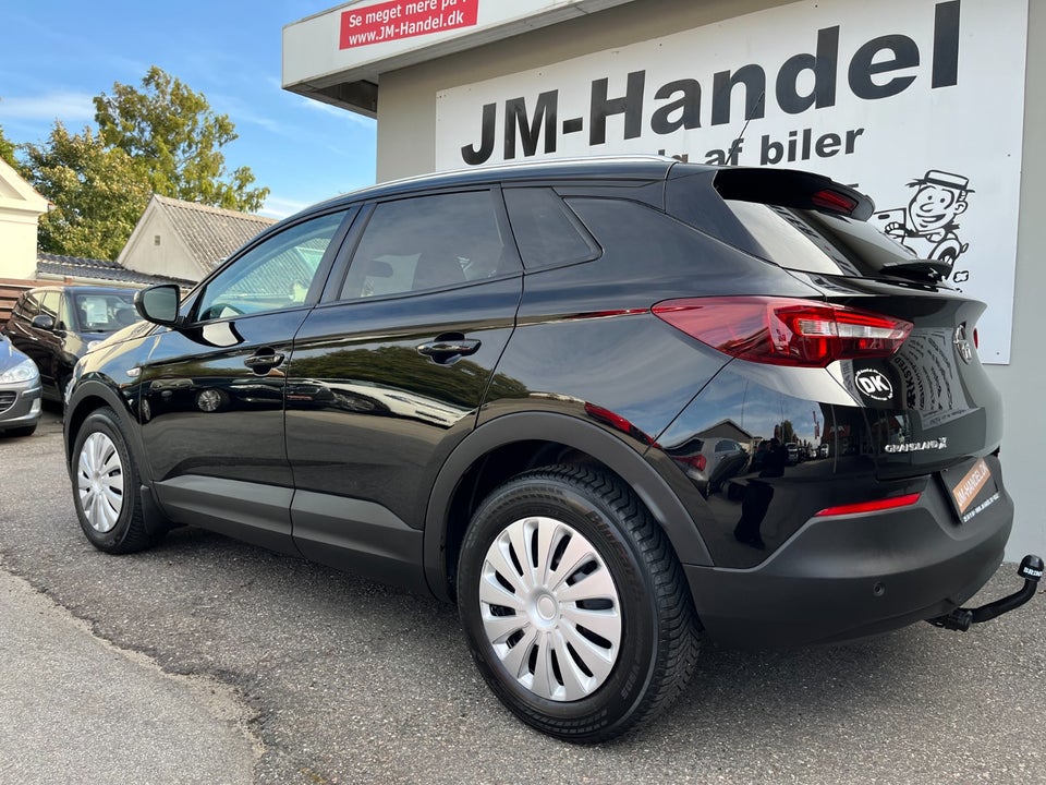 Opel Grandland X 1,5 CDTi 130 Enjoy 5d