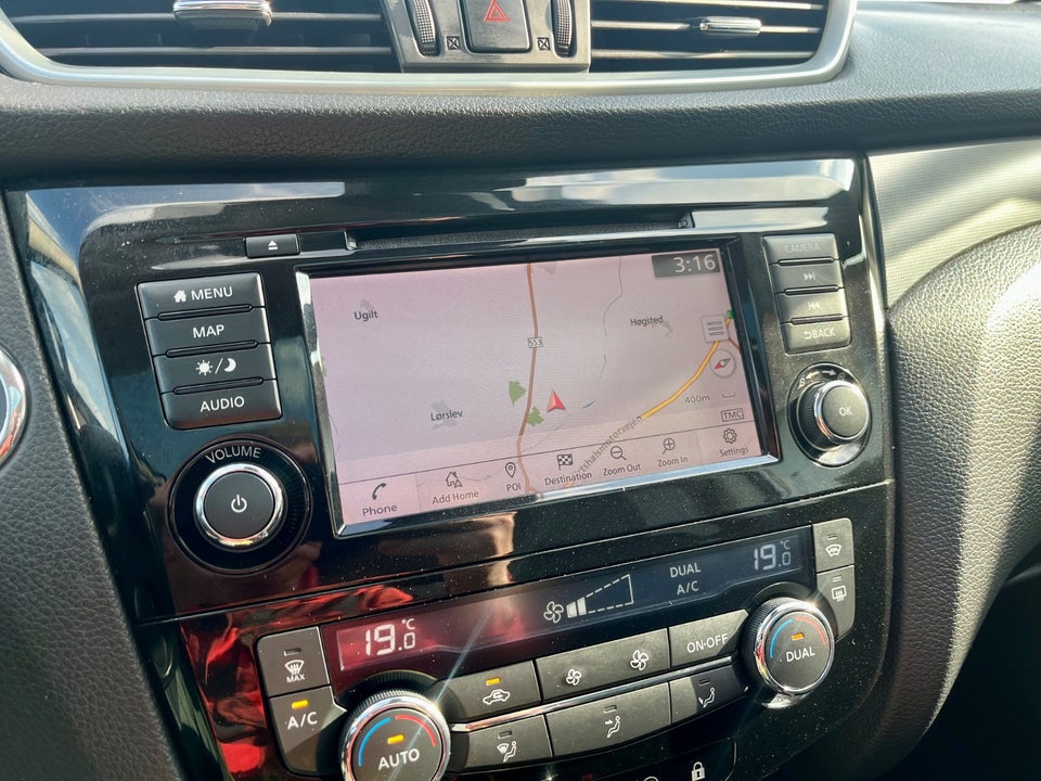 Nissan Qashqai 1,3 Dig-T 160 Tekna 5d