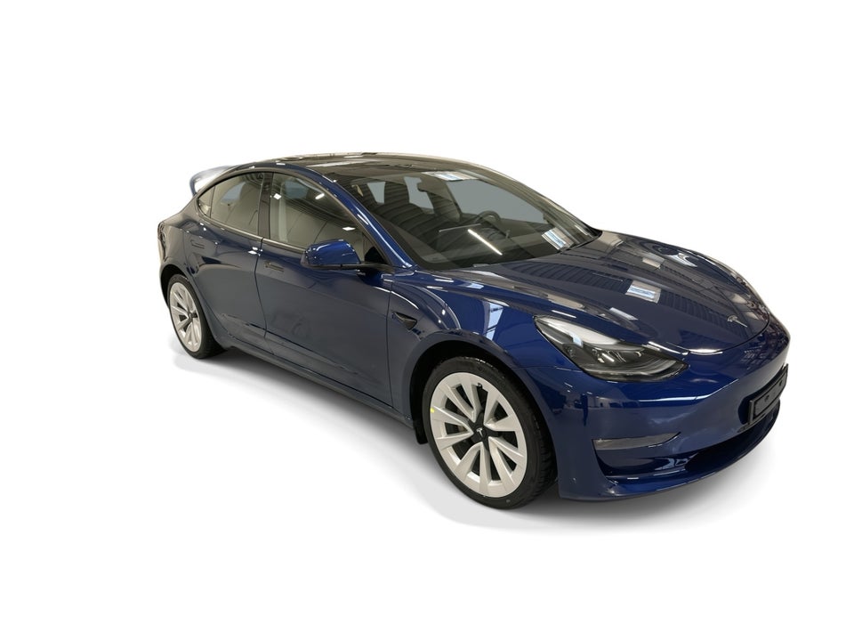 Tesla Model 3 Long Range AWD 4d