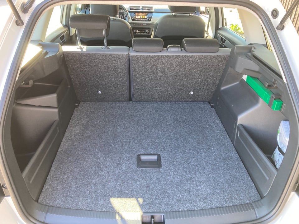 Skoda Fabia 1,0 MPi 60 Ambition 5d