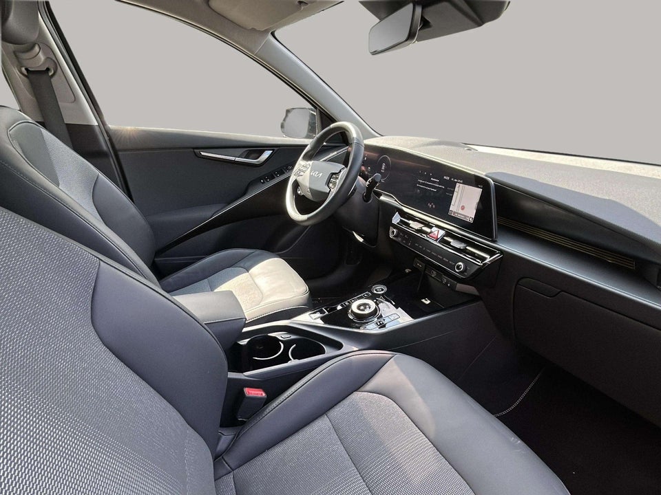 Kia Niro 64 EV Prestige 5d