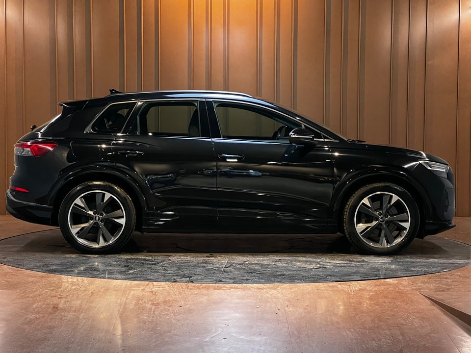 Audi Q4 e-tron 40  5d