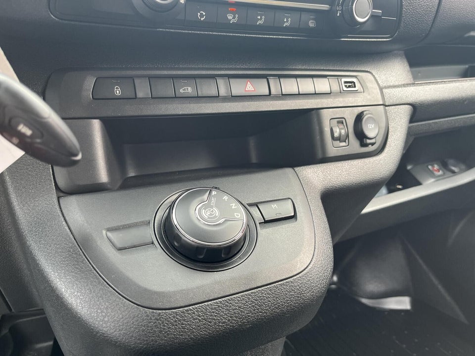 Toyota ProAce 2,0 D 144 Long Comfort Master aut. 4d