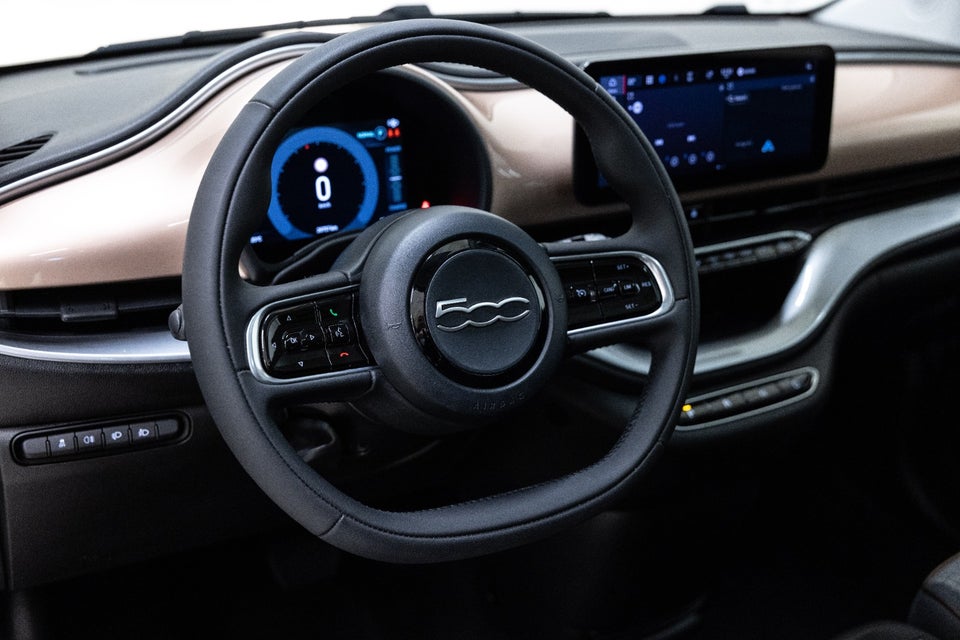 Fiat 500e 42 Icon 3d