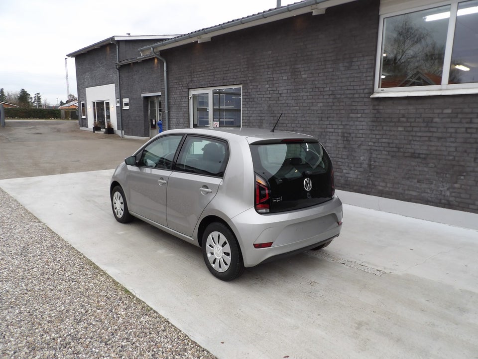 VW Up! 1,0 MPi 75 Move Up! ASG 5d