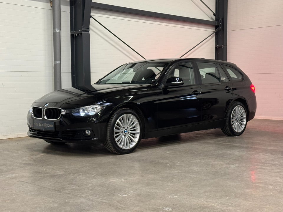 BMW 320i 2,0 Touring aut. 5d