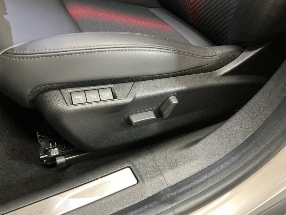 Alfa Romeo Junior Elettrica Speciale 5d