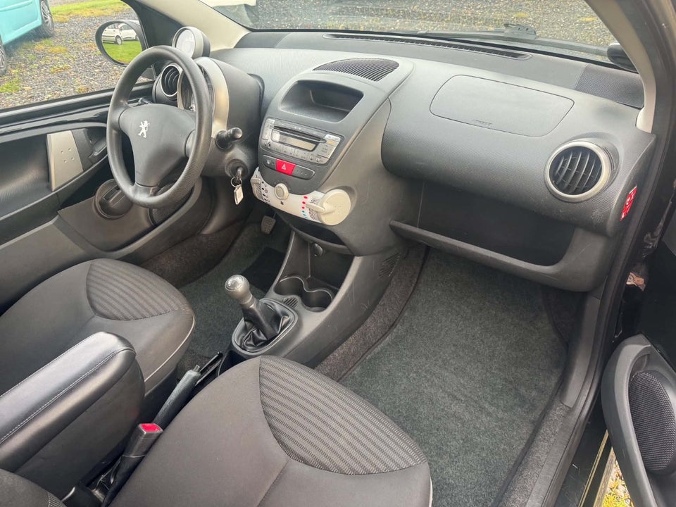 Peugeot 107 1,0 Active 5d