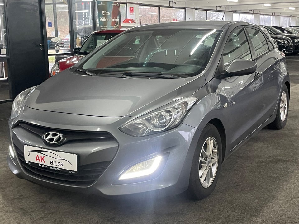 Hyundai i30 1,6 CRDi 110 Style Eco 3d