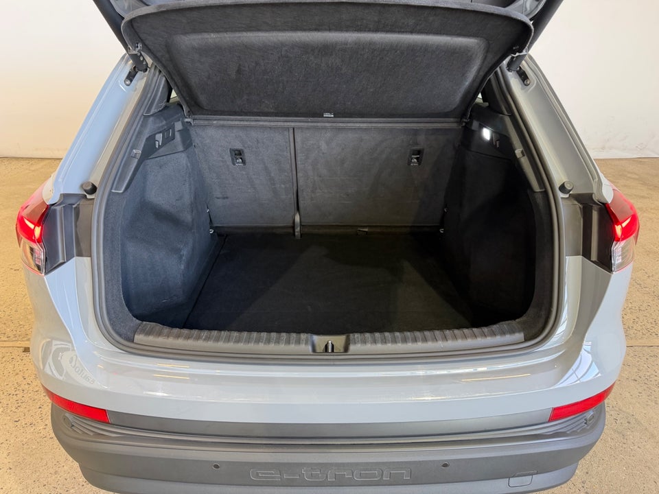 Audi Q4 e-tron 40 S-line 5d