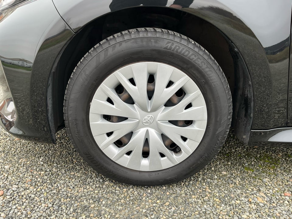 Toyota Yaris 1,0 T1 5d