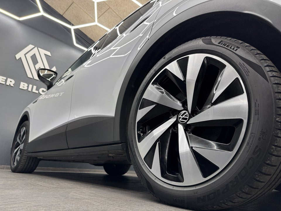 VW ID.4 77 Pro Performance Tech 5d