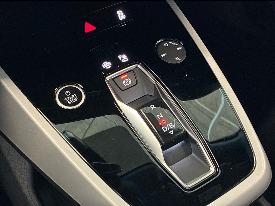 Audi Q4 e-tron 50 Attitude quattro 5d