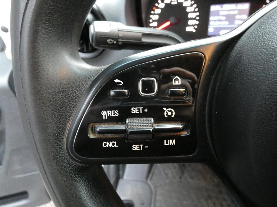 Mercedes Sprinter 516 2,2 CDi A2 Kassevogn RWD