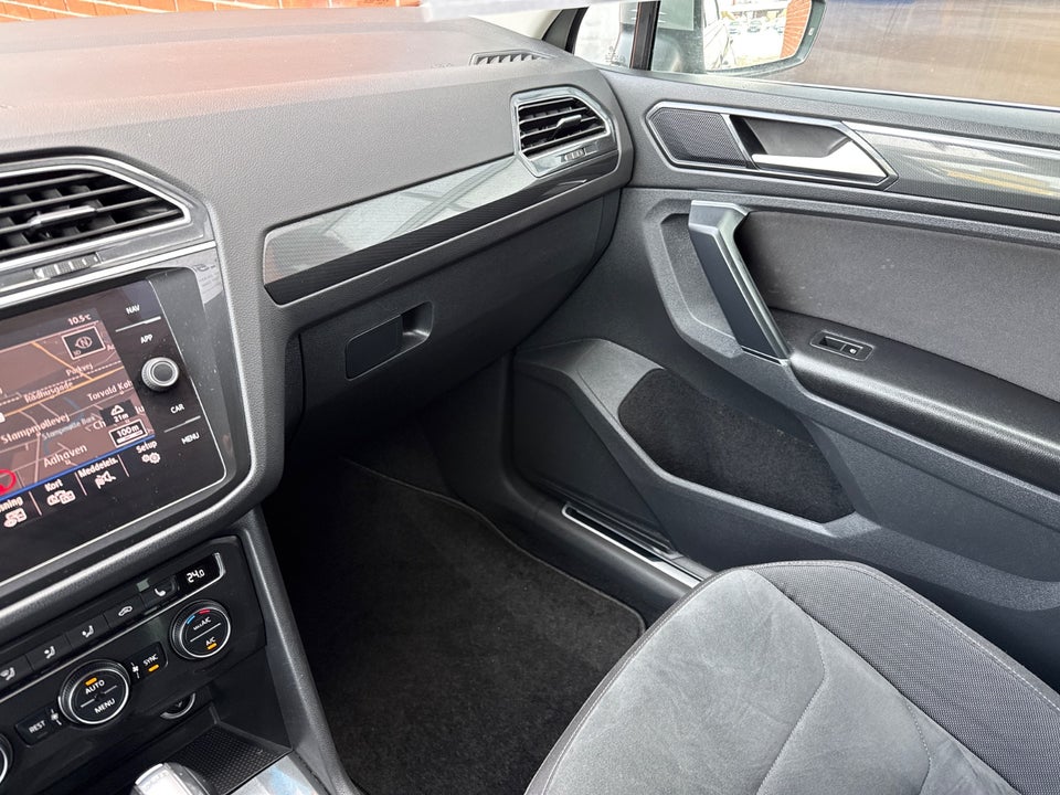 VW Tiguan 2,0 TDi 150 Highline DSG Van 5d