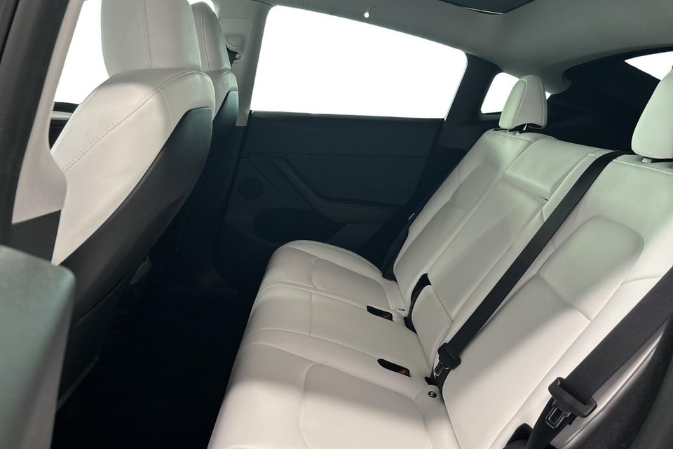 Tesla Model Y Performance AWD 5d